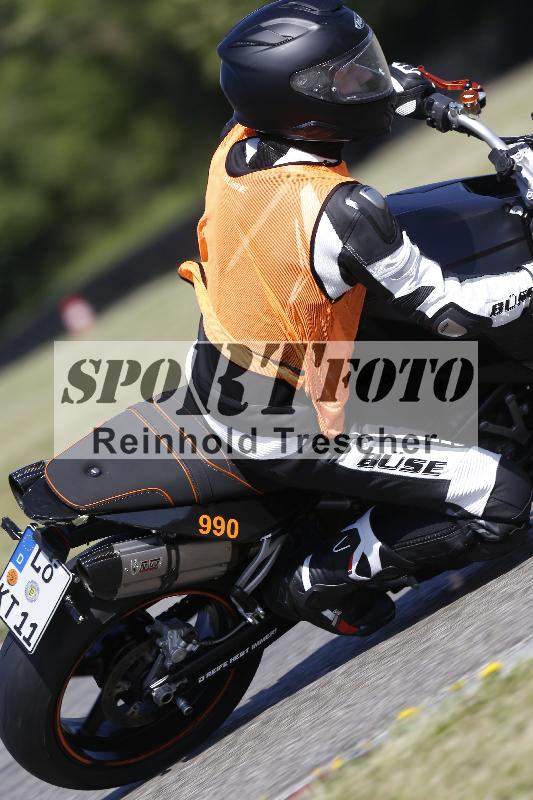 Archiv-2025/17 17.05.2025 PROMAX ADR/Gruppe gruen/unklar